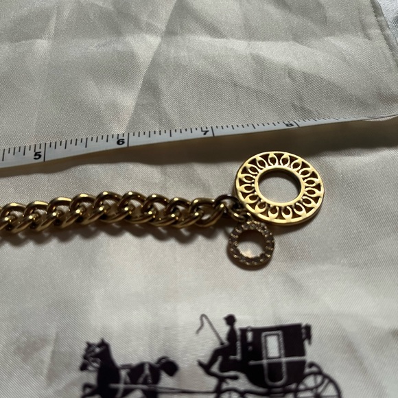 Toggle link bracelet - Picture 3 of 9